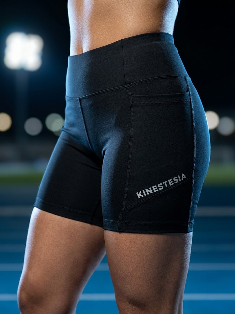 BIKER SHORT NEGRO CON BOLSA DE MUJER KINESTESIA BASICS