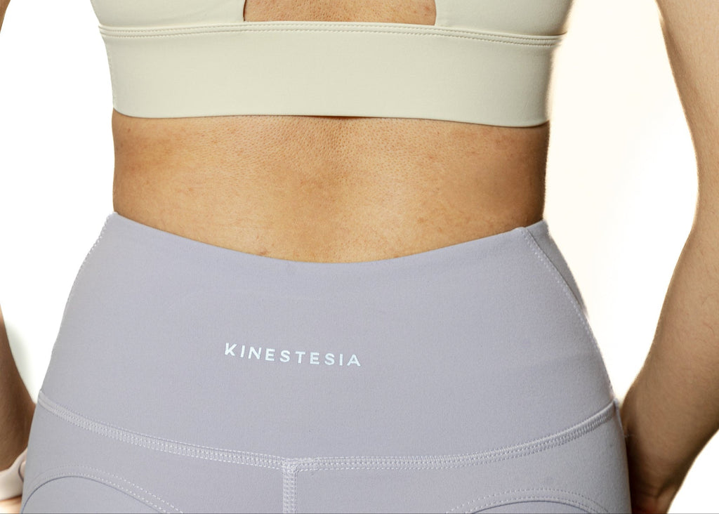 Top deportivo premium — SET JACKET & LEGGINGS LILA MUJER — Kinestesia México.