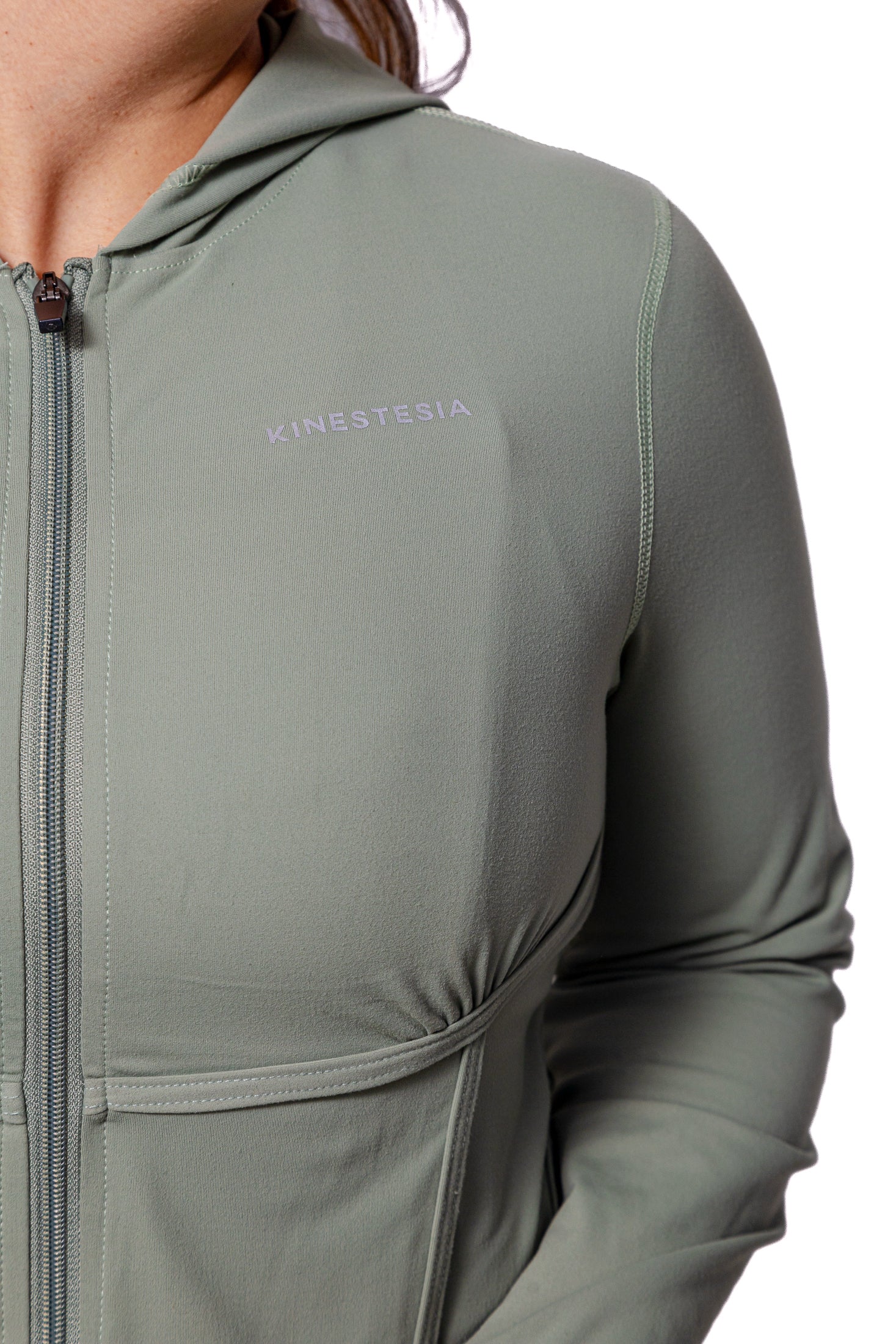 Set deportivo premium — JACKET OLIVO MUJER — Kinestesia México.