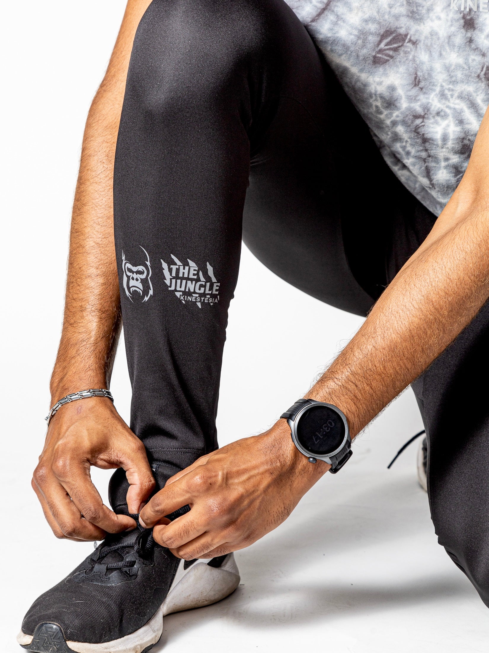 Legging deportivo de mujer — LEGGING NEGRO DE HOMBRE — Kinestesia. Activewear premium.
