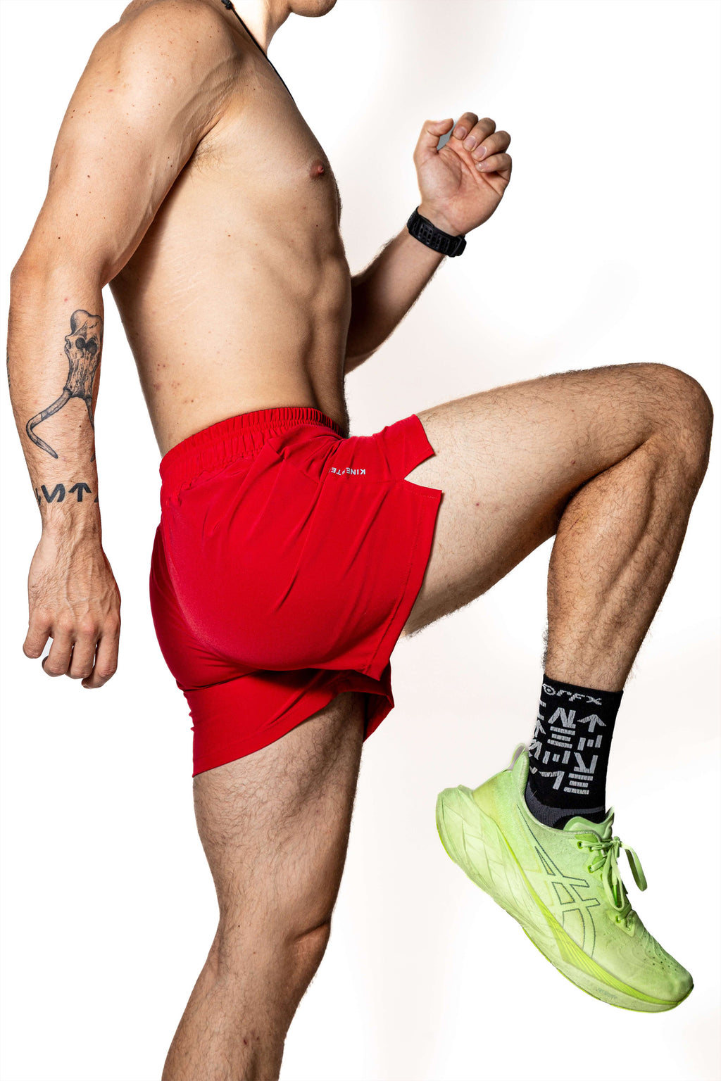 Short deportivo de mujer — SHORT ROJO DE COMPETENCIA PARA HOMBRE — Kinestesia. Activewear premium.