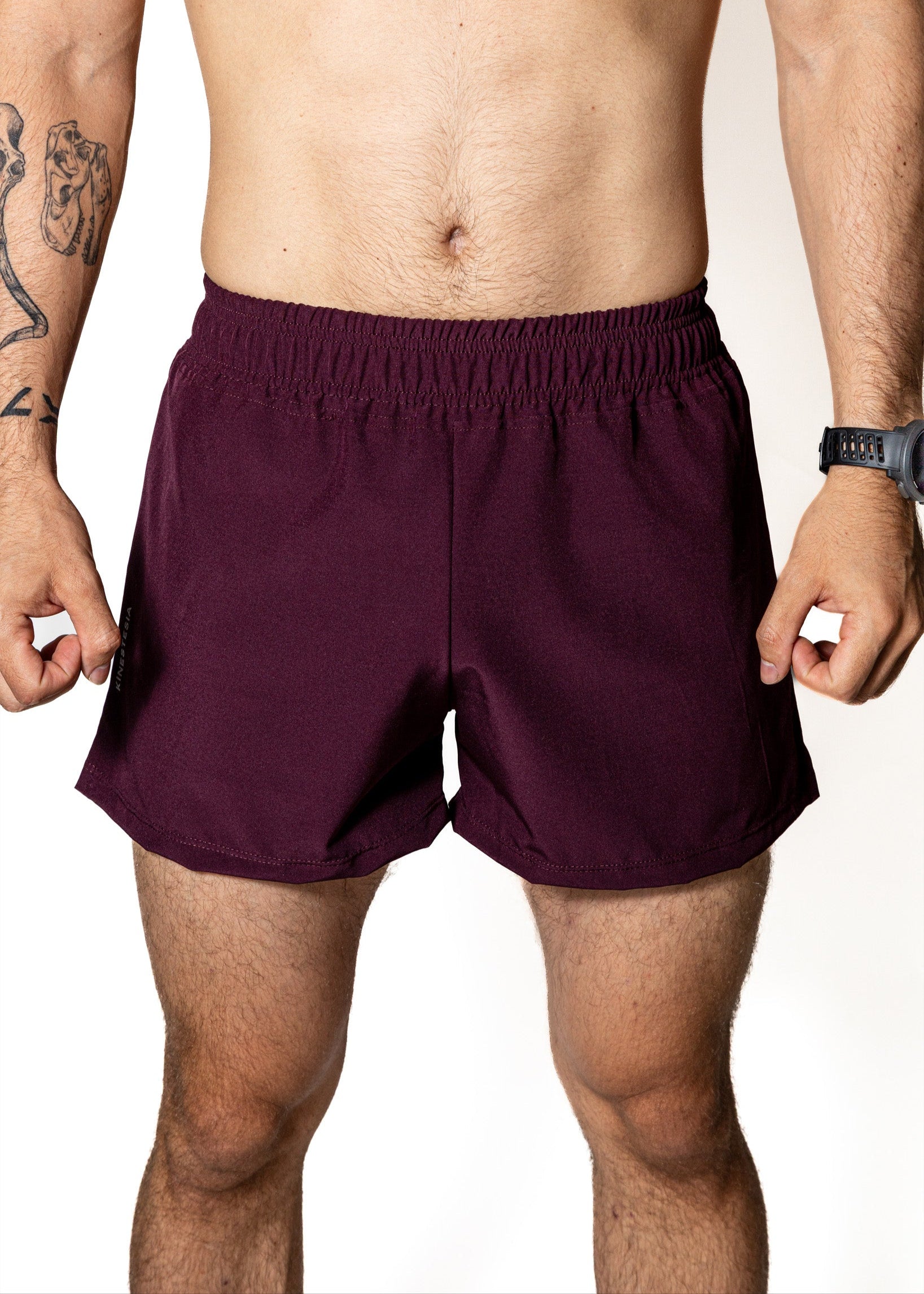 Short deportivo KINESTESIA — SHORT PÚRPURA DE COMPETENCIA PARA HOMBRE | Ropa Deportiva México