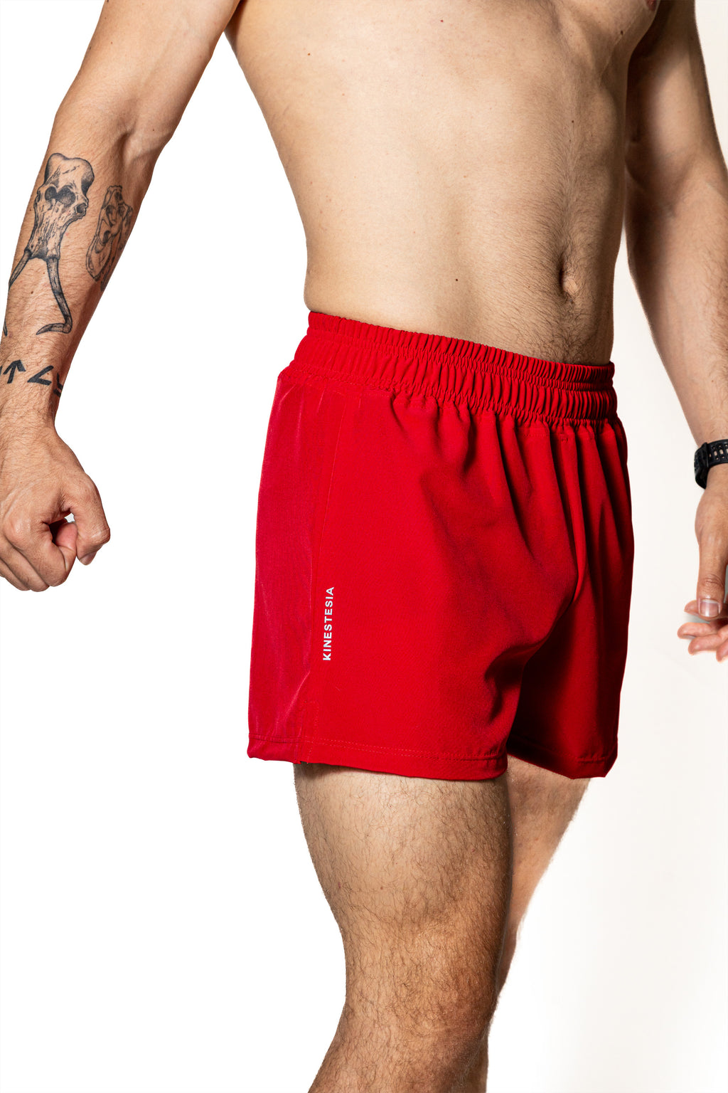 Compra short deportivo SHORT ROJO DE COMPETENCIA PARA HOMBRE | Kinestesia — Moda deportiva.