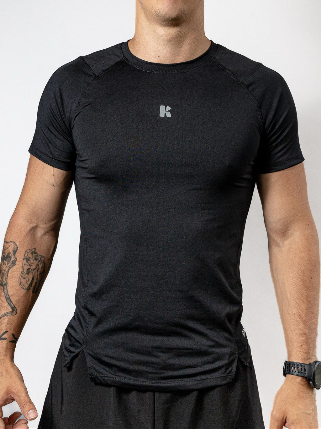 Playera deportiva KINESTESIA — PLAYERA MANGA CORTA NEGRA PARA HOMBRE KINESTESIA B | Ropa Deportiva México