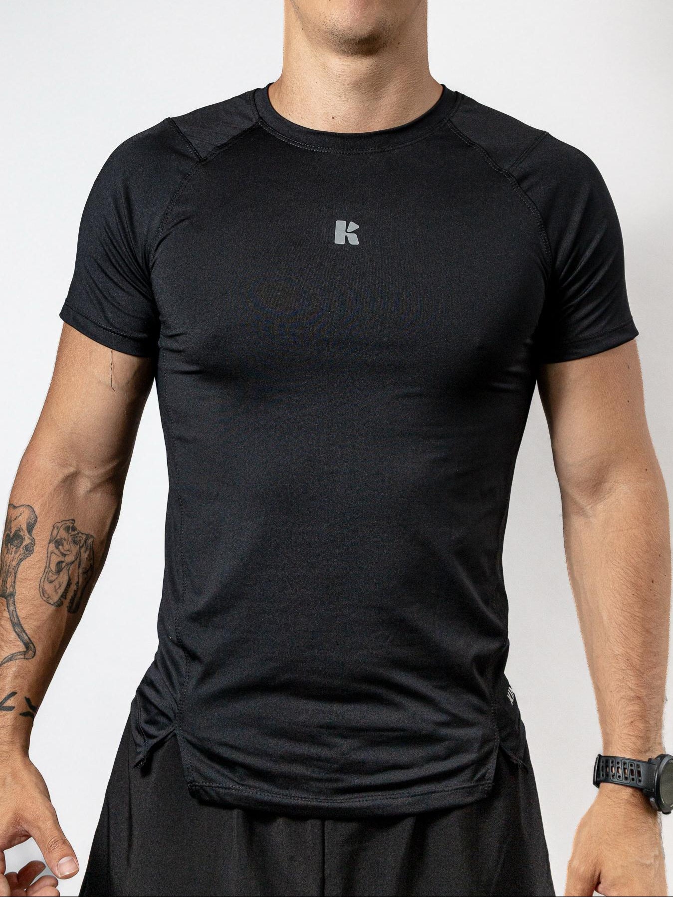 Playera deportiva KINESTESIA — PLAYERA MANGA CORTA NEGRA PARA HOMBRE KINESTESIA B | Ropa Deportiva México