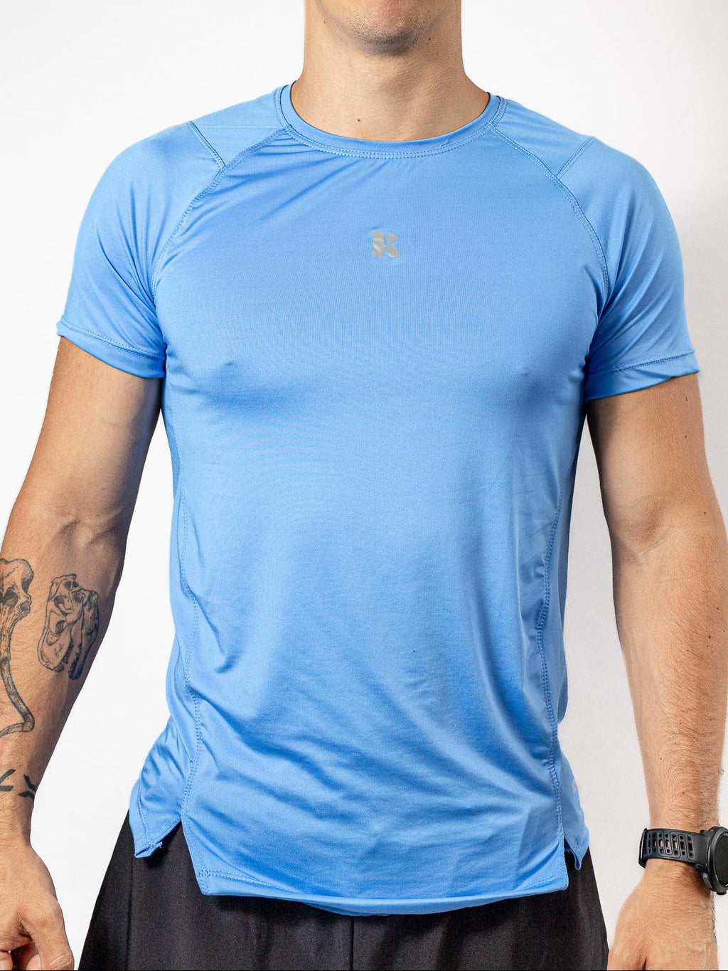 Playera deportiva KINESTESIA — PLAYERA MANGA CORTA AZUL CYAN PARA HOMBRE KINESTES | Ropa Deportiva México