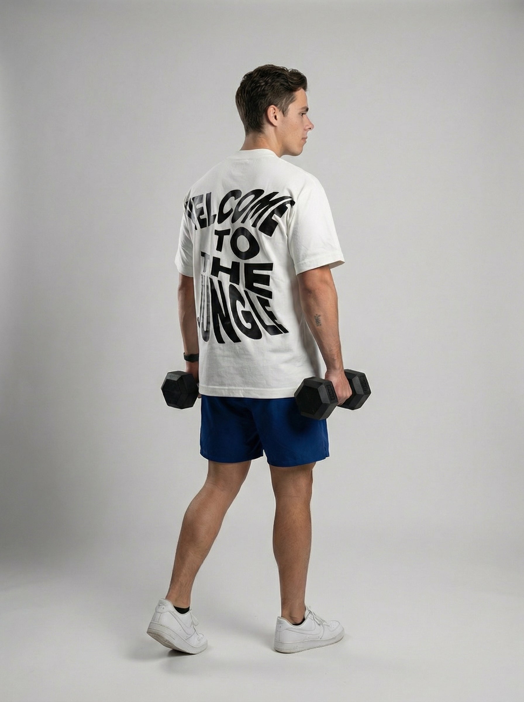Compra playera deportiva PLAYERA OVERSIZED BLANCA PARA HOMBRE WEL | Kinestesia — Moda deportiva.